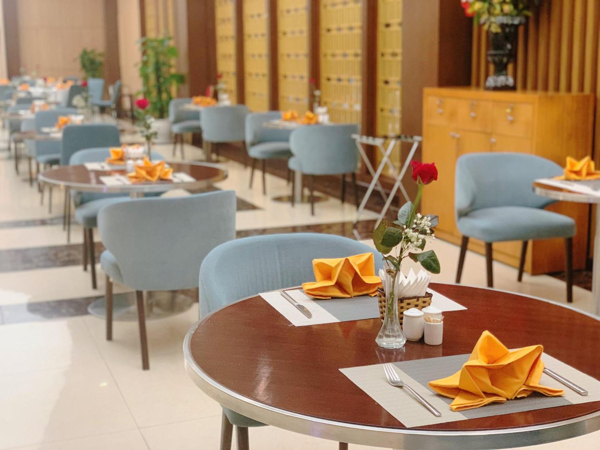 Muong Thanh Luxury Nhat Le Hotel Dong Hoi Exterior foto