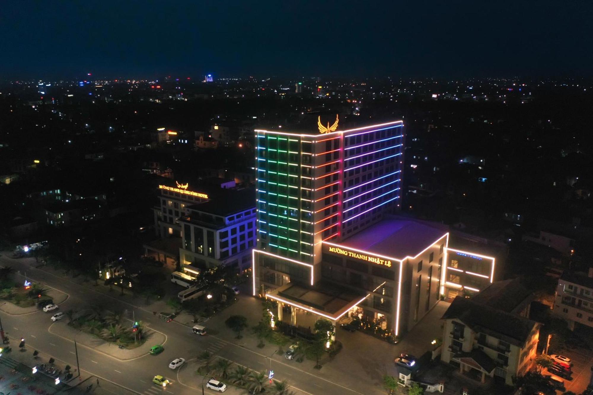 Muong Thanh Luxury Nhat Le Hotel Dong Hoi Exterior foto